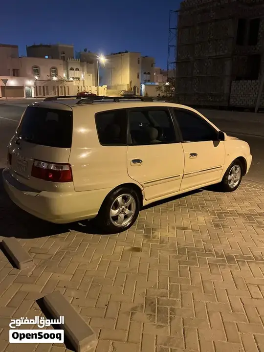 Kia Carens 2004 photo 2