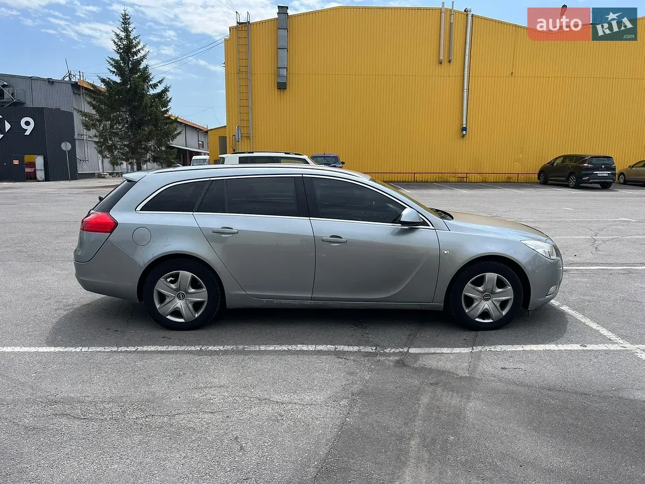 Opel Insignia 2010 photo 3