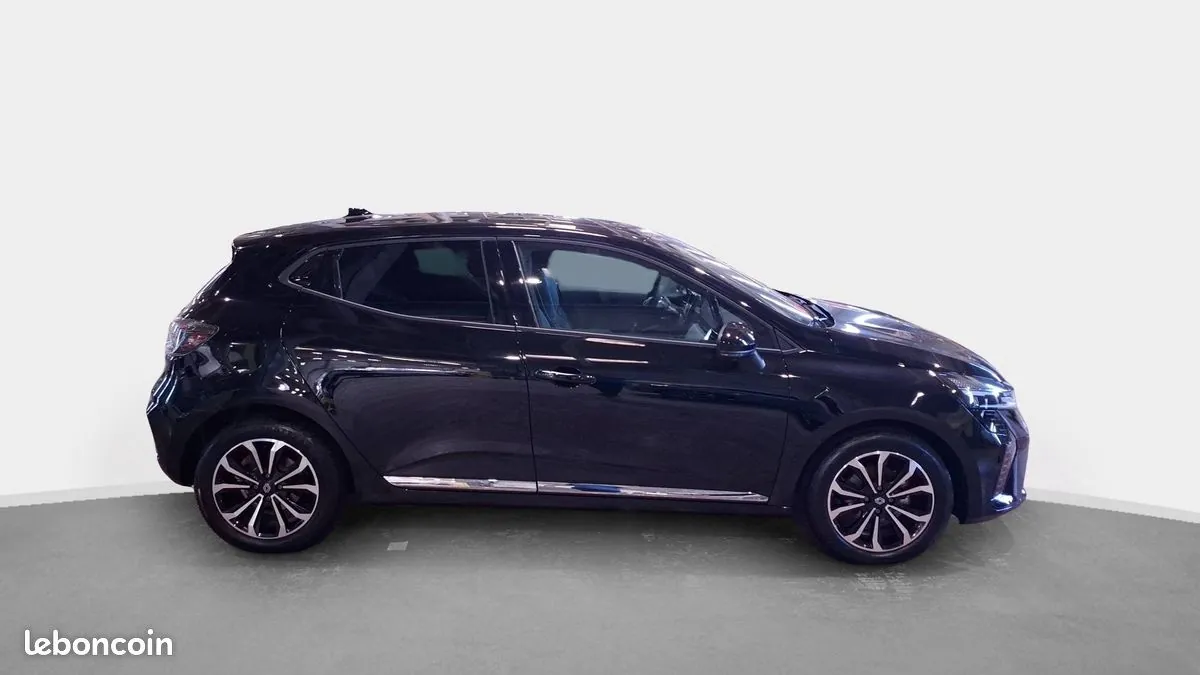 Renault Clio 2025 photo 5