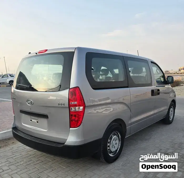 Hyundai H1 Gl 2016 photo 4