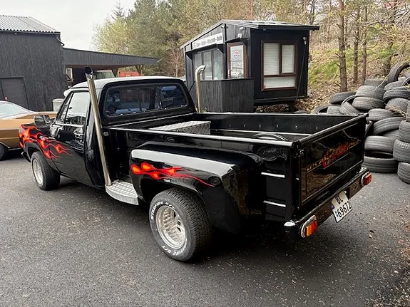 Dodge Ram 1981 photo 2