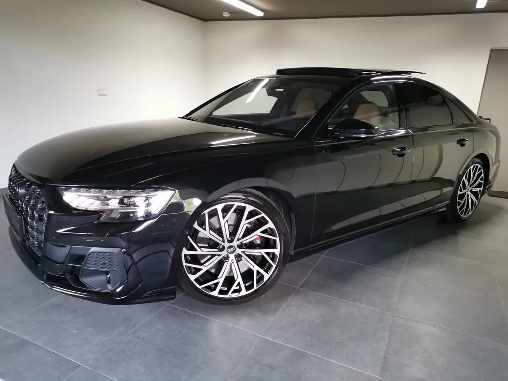 Audi A8 2025 photo 3