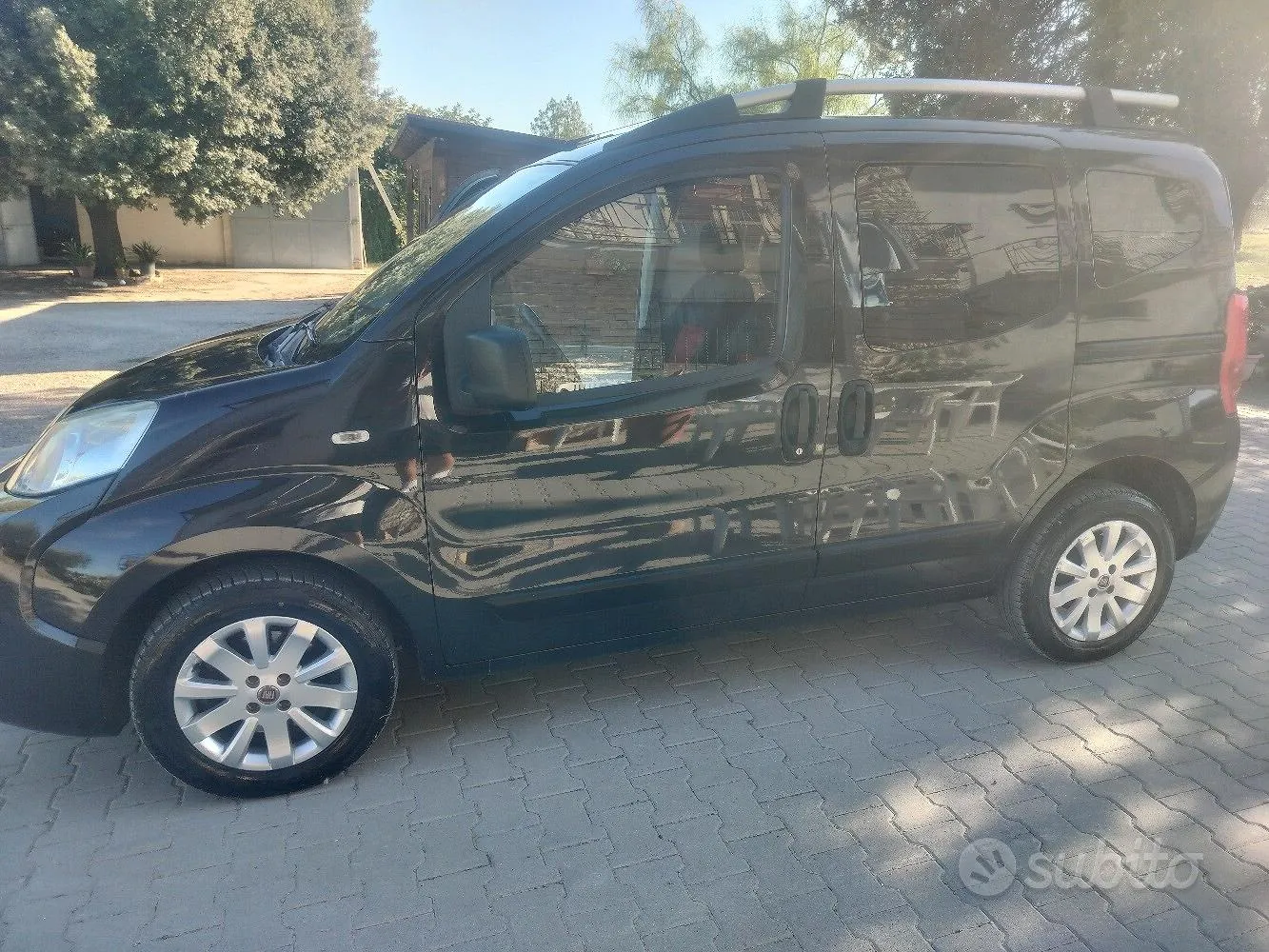 Fiat Qubo 2011 photo 2