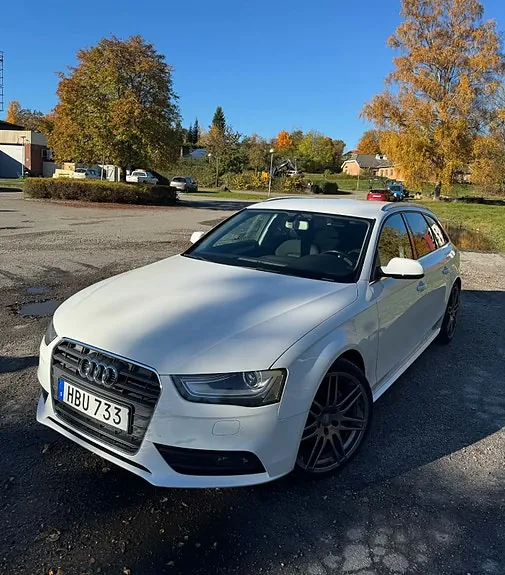 Audi A4 2013 photo 2