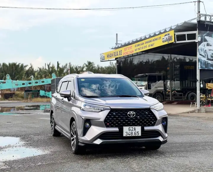 Toyota Veloz Cross 2023 photo 2