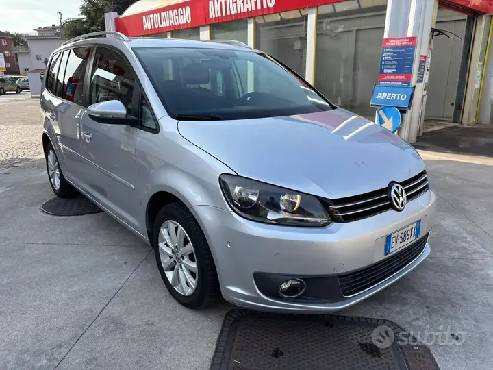 Volkswagen Touran 2014 photo 5