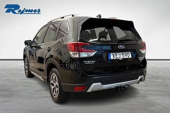 Subaru Forester 2023 photo 3