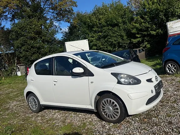 Toyota Aygo 2010 photo 4