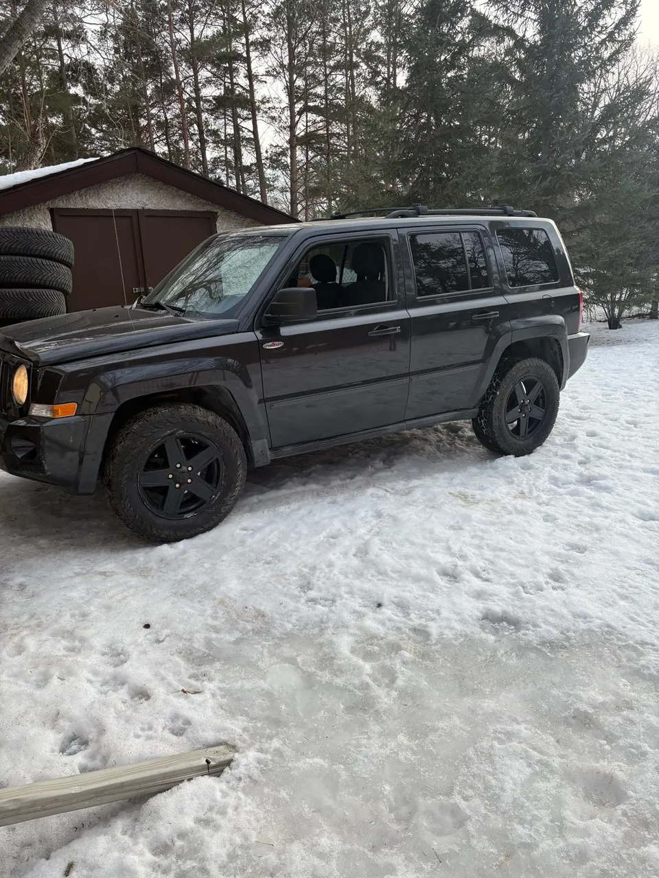 Jeep Patriot 2010 photo 2