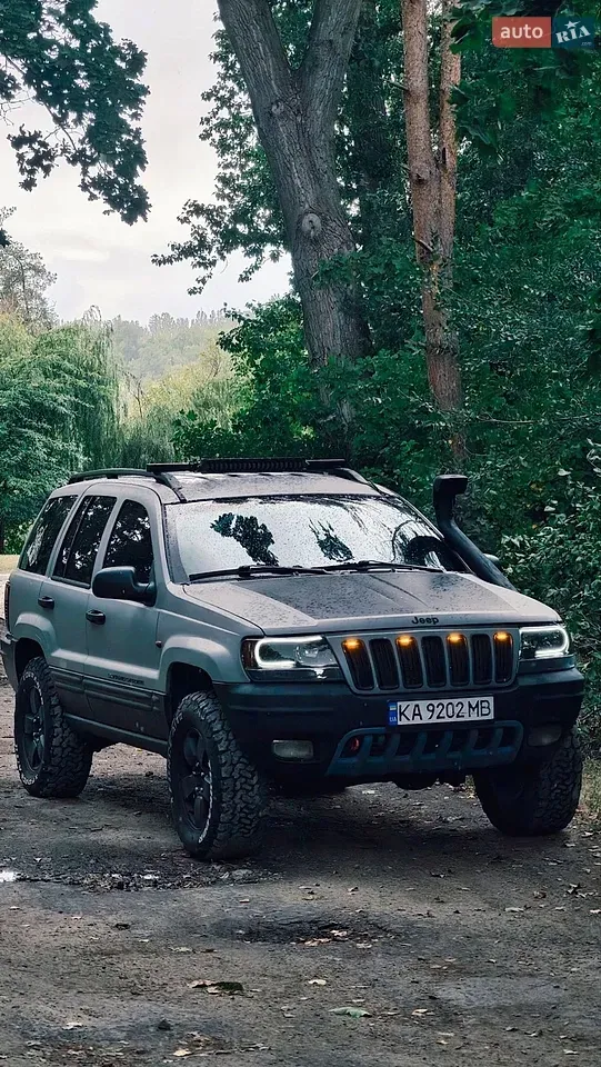 Jeep Grand Cherokee 2000 photo 3