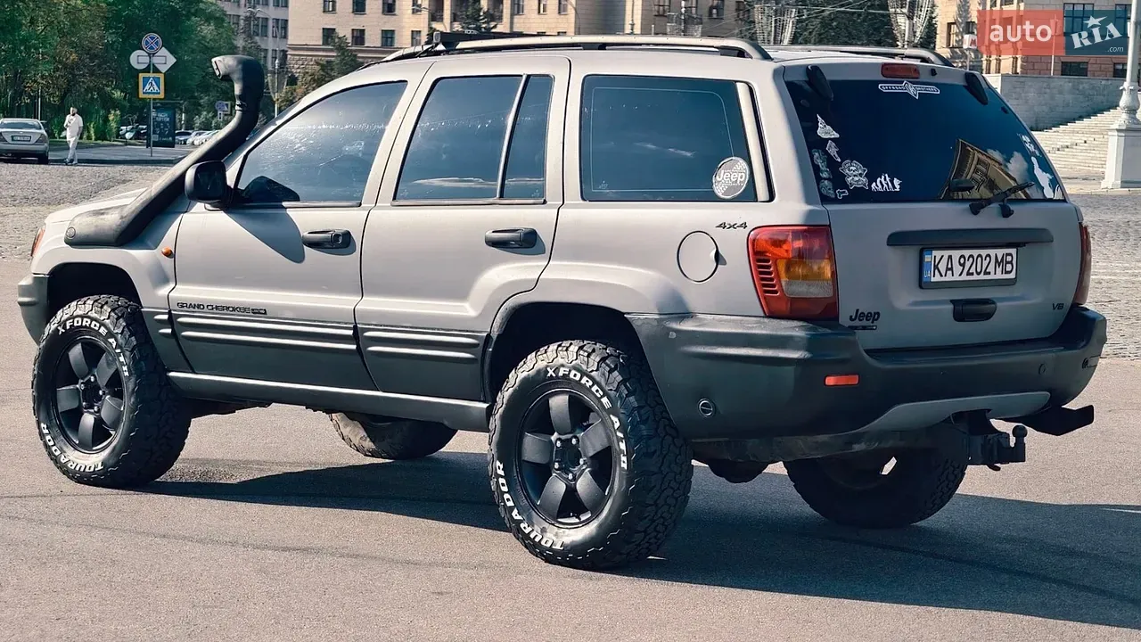 Jeep Grand Cherokee 2000 photo 5