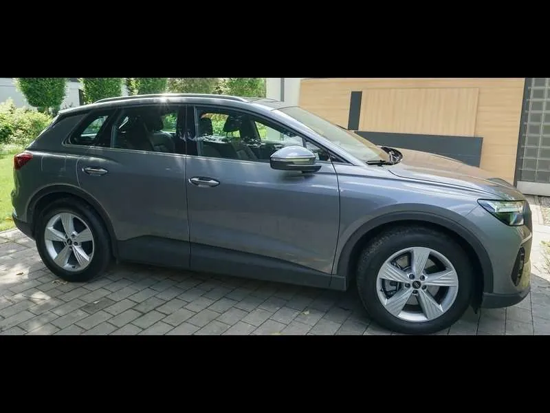 Audi Q4 E-Tron 2024 photo 2