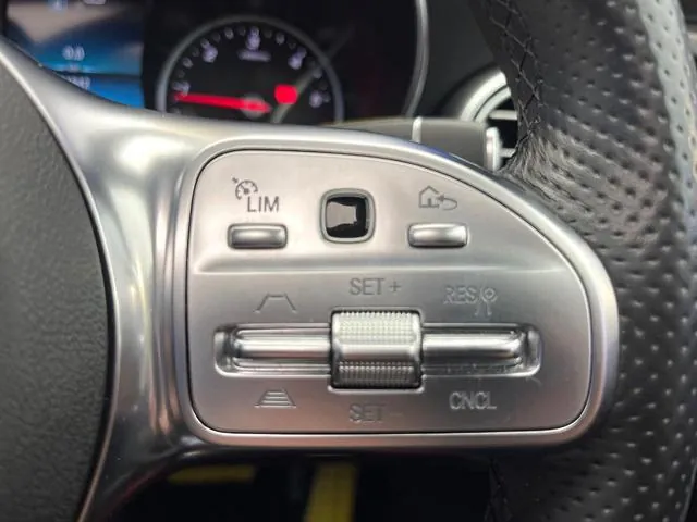 Mercedes-Benz C-Class 2018 photo 5