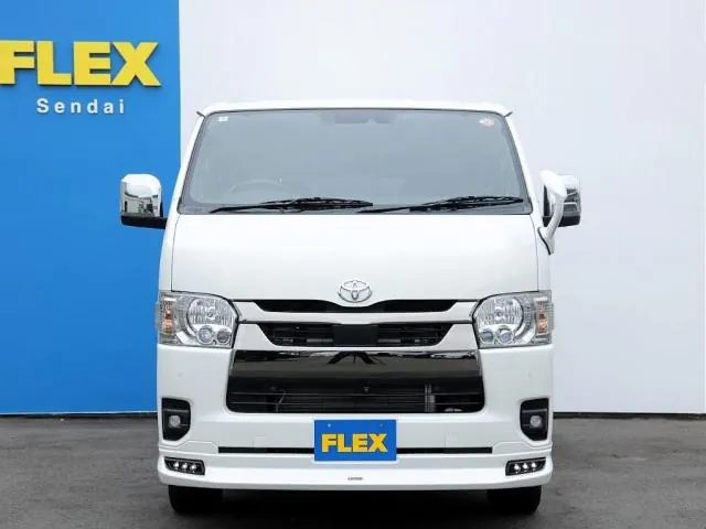 Toyota Hiace Van 2023 photo 4