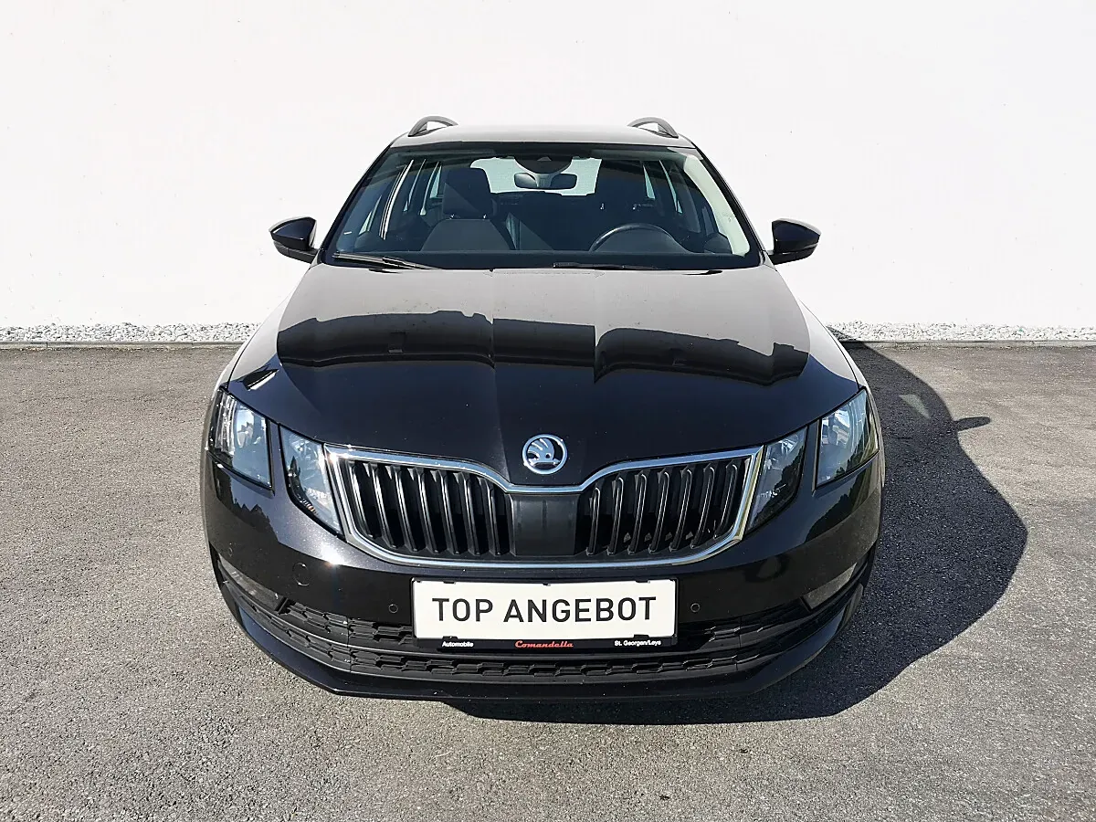 Skoda Octavia 2020 photo 2