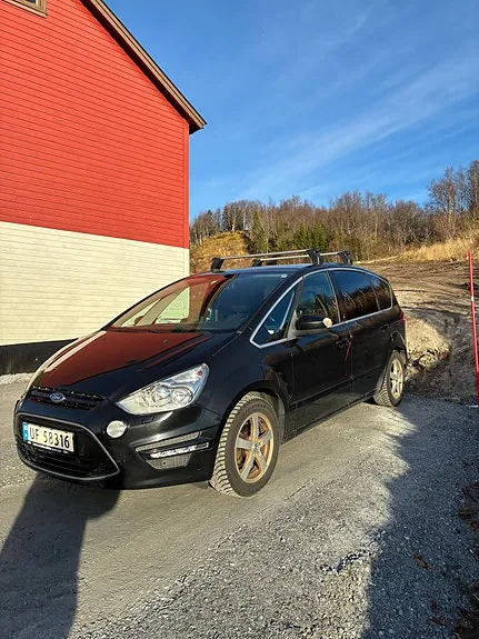 Ford S-Max 2012 photo 3