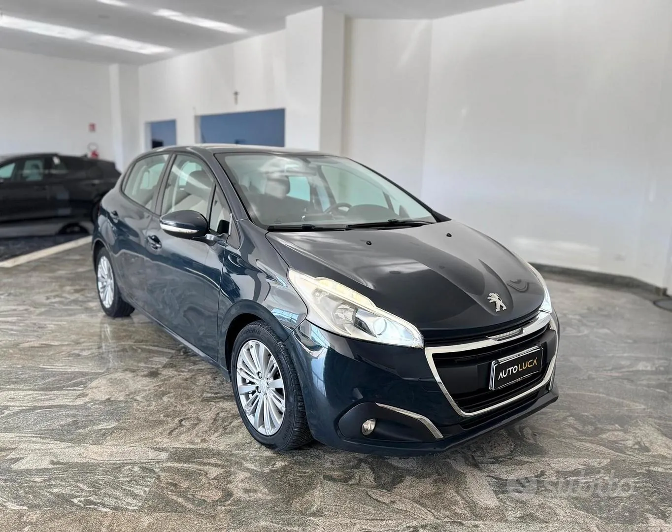 Peugeot 208 2018 photo 2
