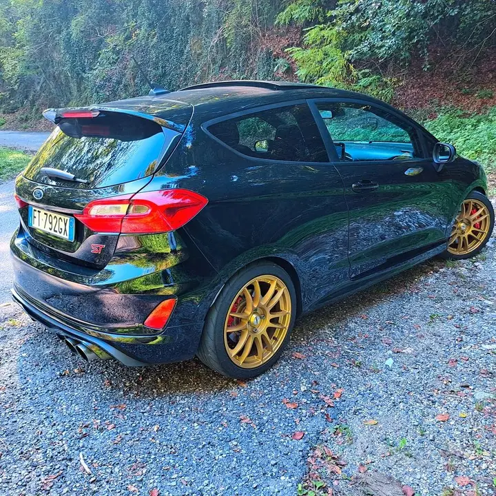Ford Fiesta 2018 photo 4