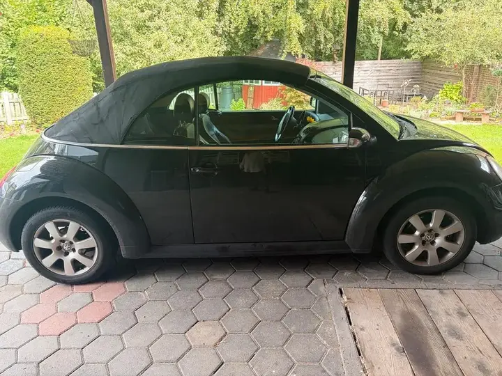 Volkswagen Beetle Cabrio