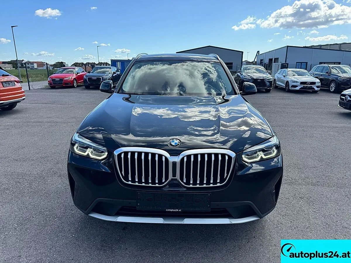 BMW X3 2022 photo 2