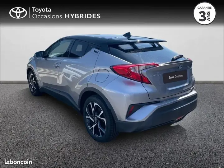 Toyota C-Hr 2019 photo 2