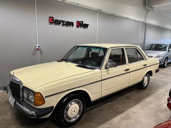 Mercedes-Benz 200