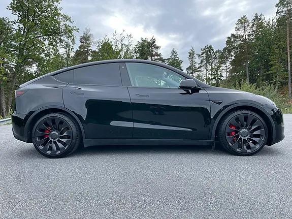 Tesla Model Y 2022 photo 4