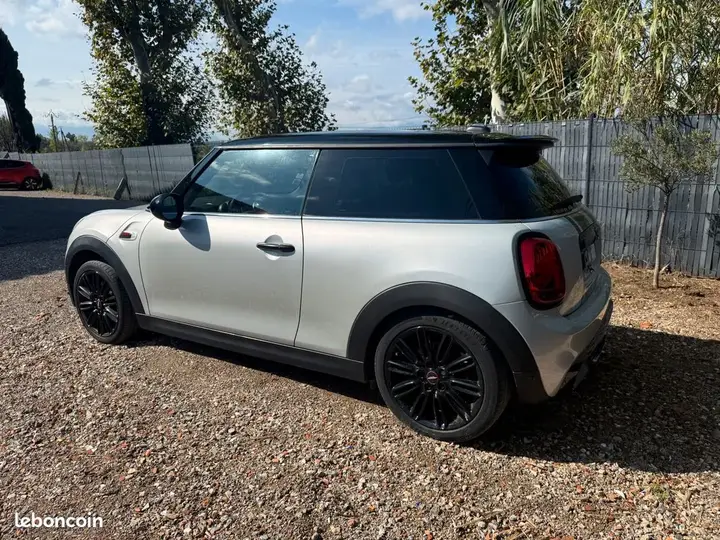 Mini Cooper S 2015 photo 4