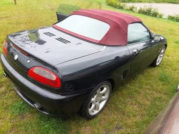 MG F Cabrio 1999 photo 2