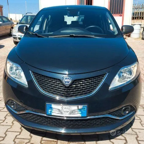 Lancia Ypsilon 2017 photo 2