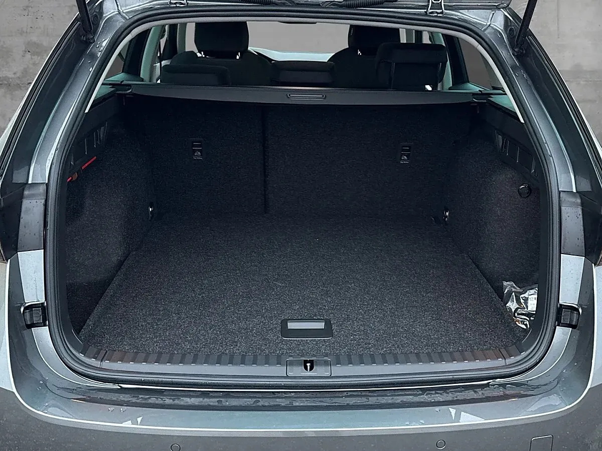 Skoda Octavia 2025 photo 4