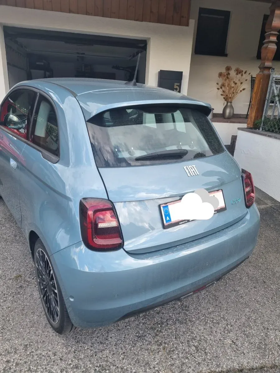 Fiat 500E 2021 photo 2