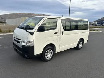 Toyota Hiace 2022 photo 3
