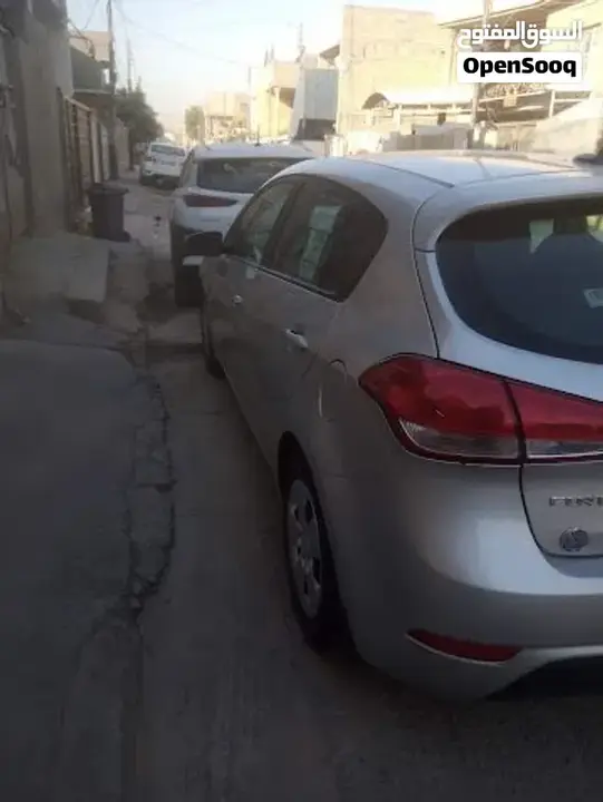 Kia Forte 2018 photo 2