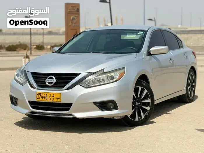 Nissan Altima 2018 photo 2