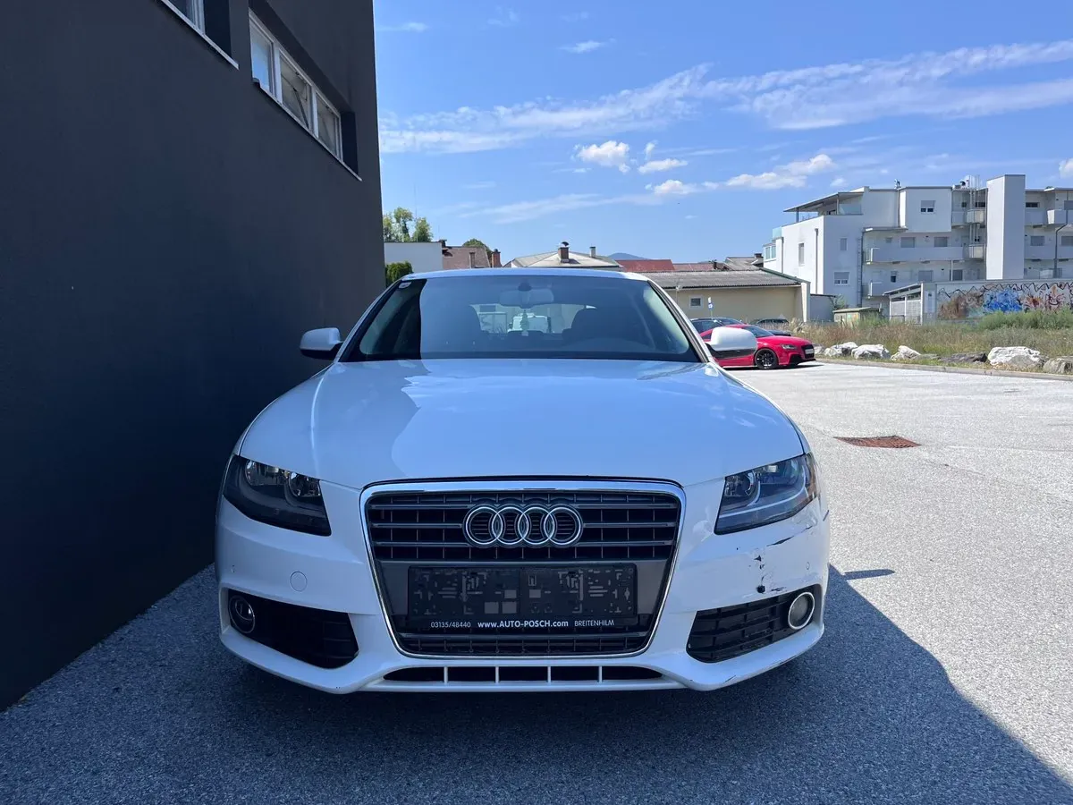 Audi A4 2011 photo 3