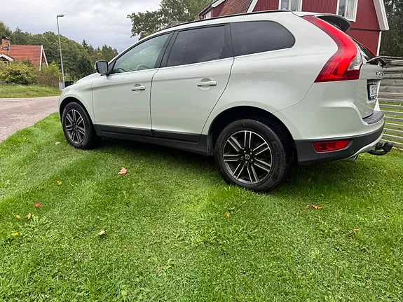 Volvo Xc60 2012 photo 2