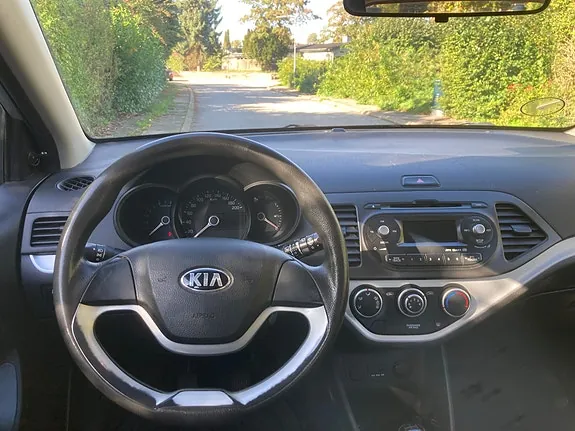 Kia Picanto 2013 photo 4