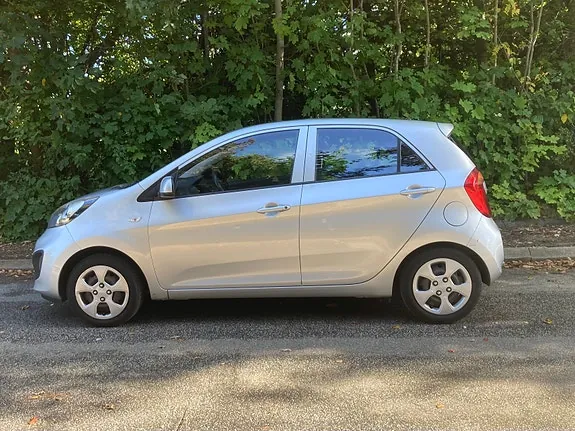 Kia Picanto 2013 photo 2