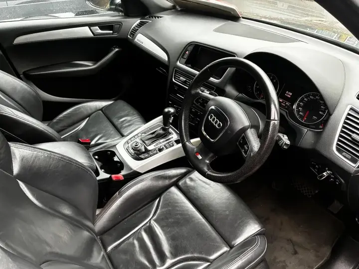 Audi Q5 2012 photo 4
