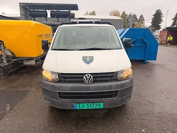Volkswagen Transporter 2013 photo 2