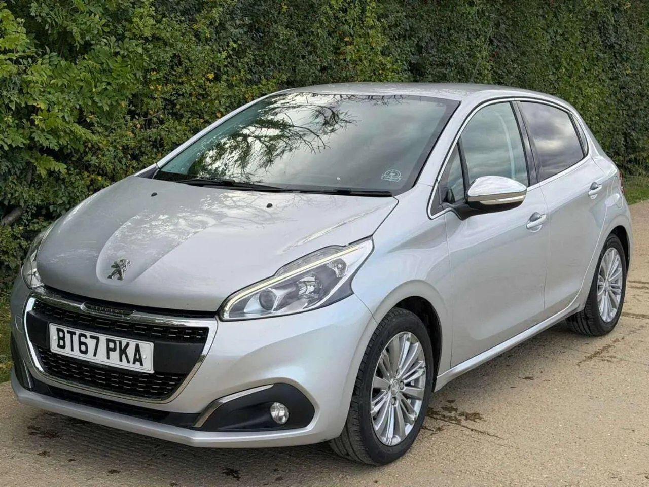 Peugeot 208 2018 photo 4