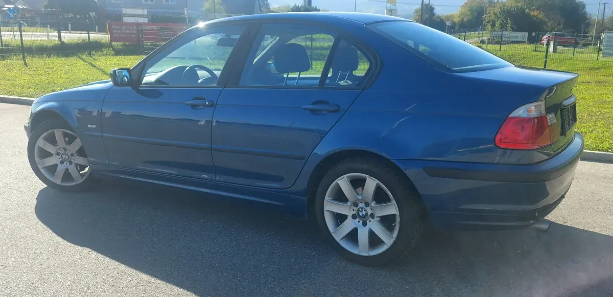 BMW 3 Series 2001 photo 3