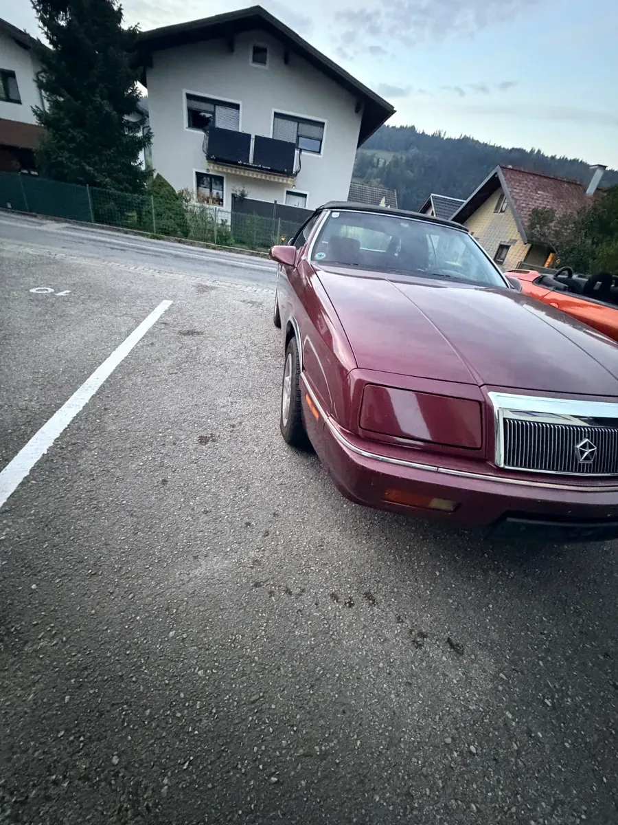 Chrysler Le Baron 1992 photo 3