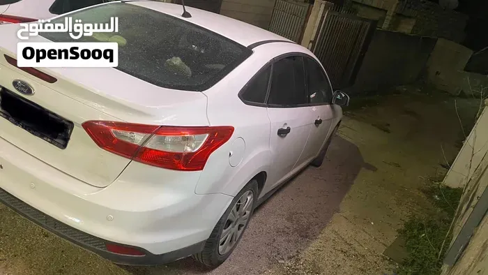 Ford Focus 2014 photo 3
