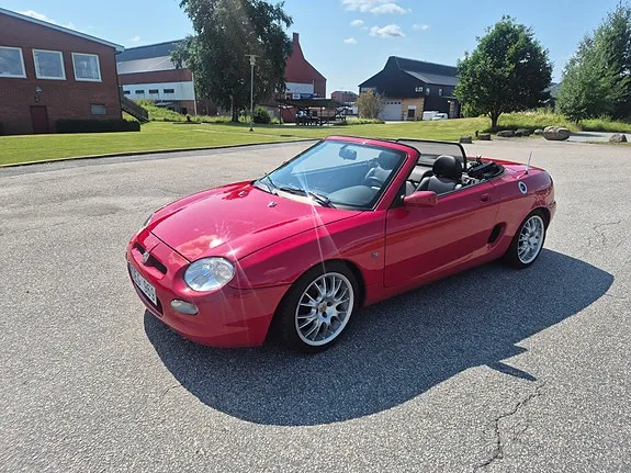 MG F