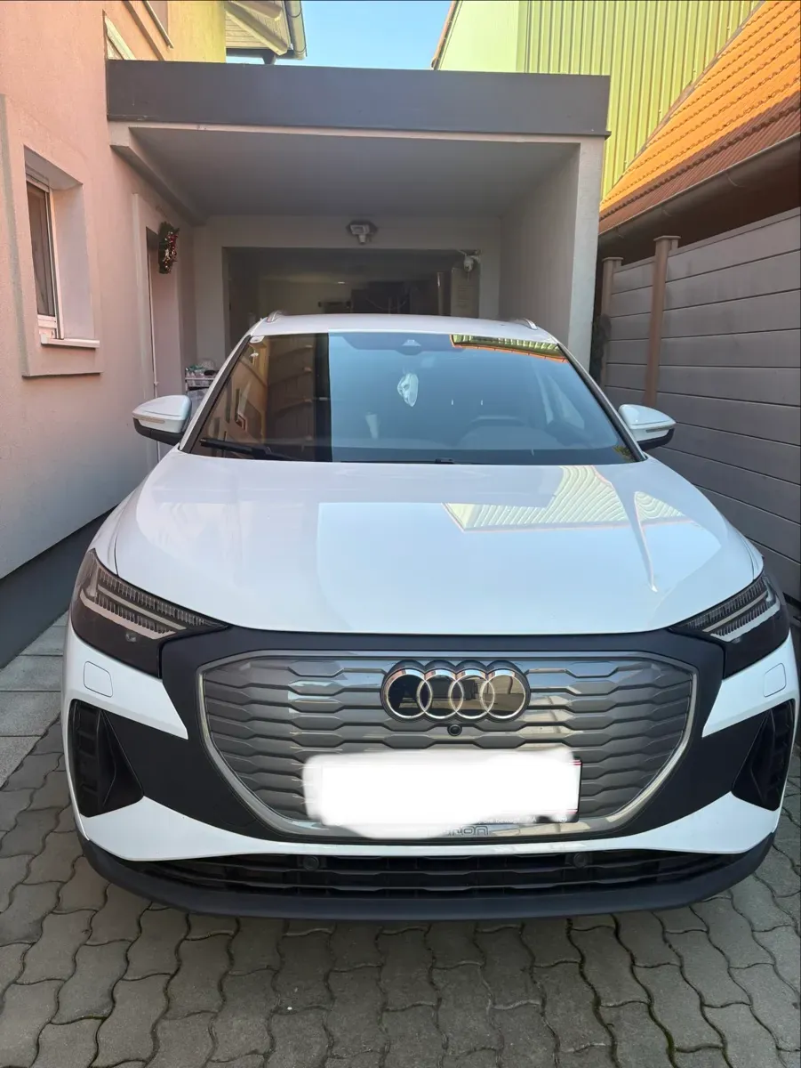 Audi Q4