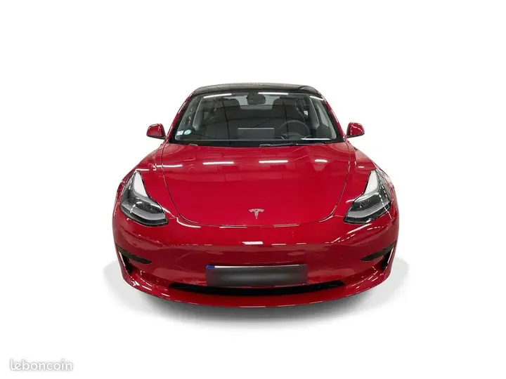 Tesla Model 3 2022 photo 2