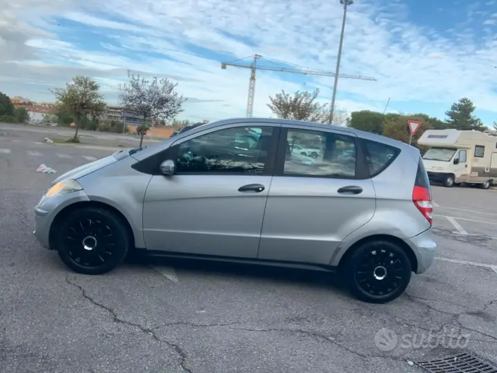 Mercedes-Benz A150 2006 photo 3