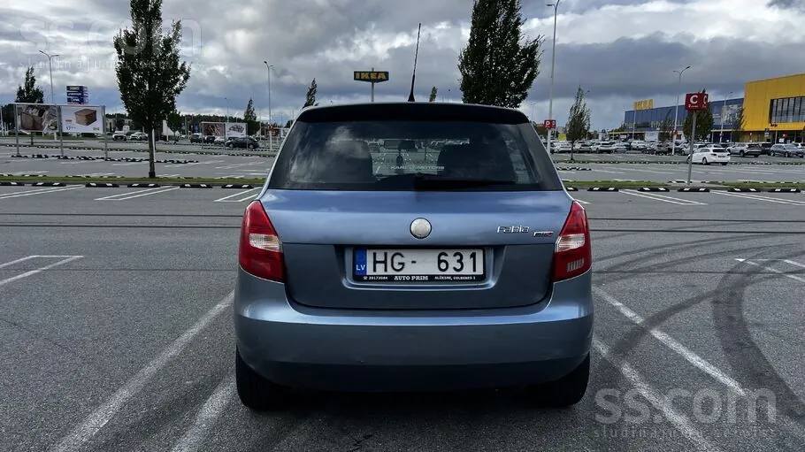 Skoda Fabia 2008 photo 5